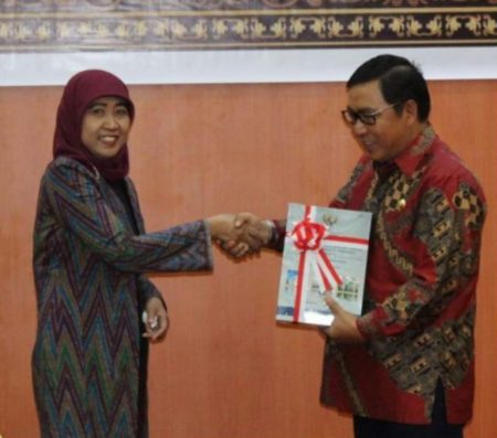 PhotoGrid_1589339318480-768x677