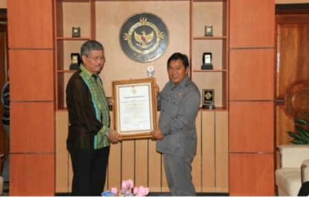 PhotoGrid_1589339397164-768x489